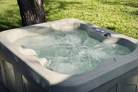 Hot Tub! The Blue Ridge Luxury Container Home Bellmead Eksteriør bilde