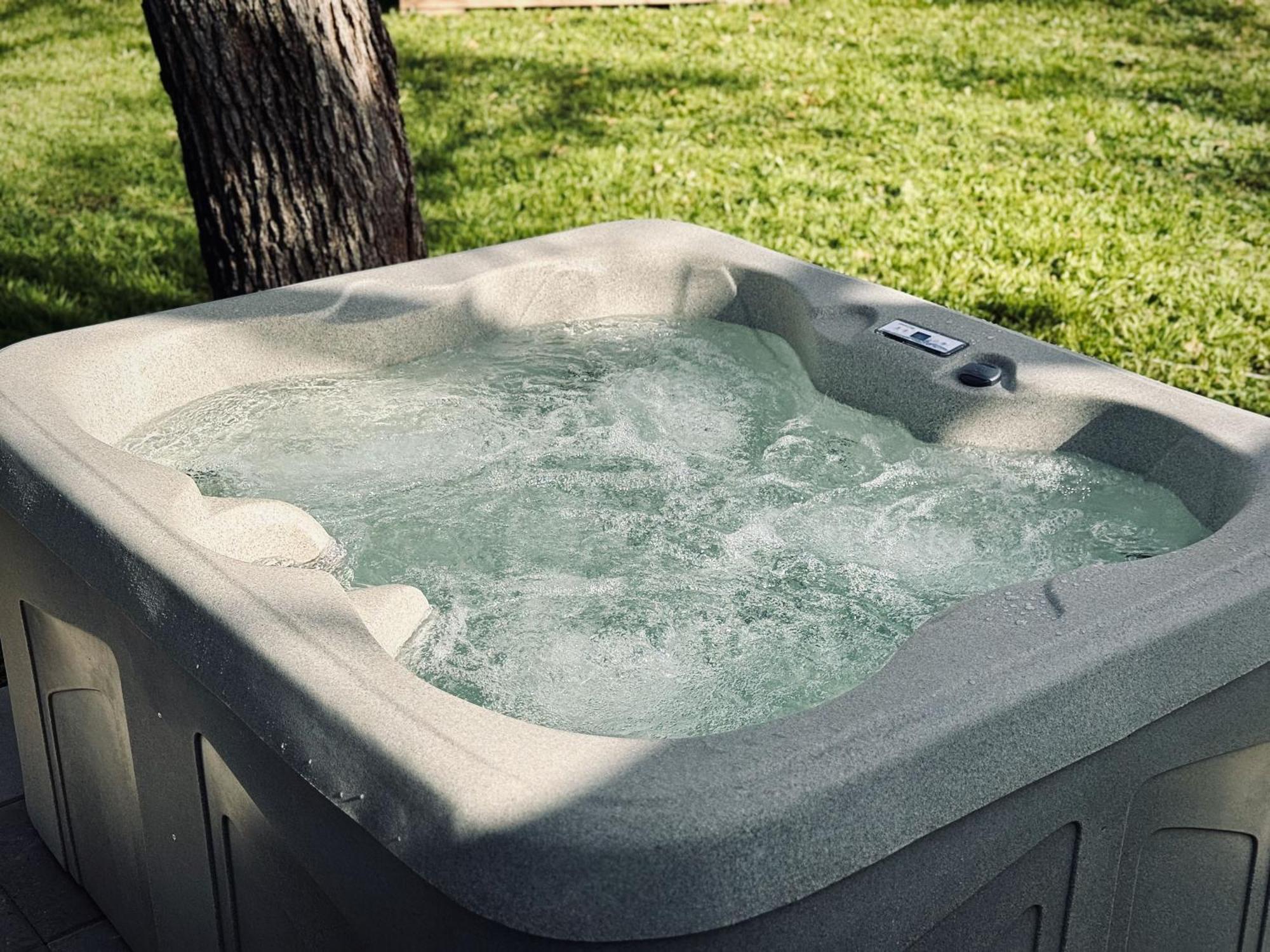 Hot Tub! The Blue Ridge Luxury Container Home Bellmead Eksteriør bilde